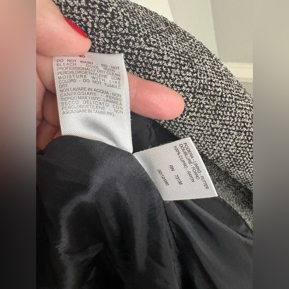 MaxMara Tweed Virgin Wool Blazer | Italian Luxury | Size 6 - Picture 9 of 13